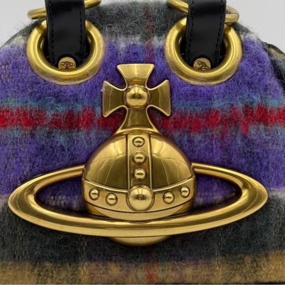 Vivienne Westwood Orb Wool Mini Chain Bag Plaid Gold Hardware - Picture 4 of 9